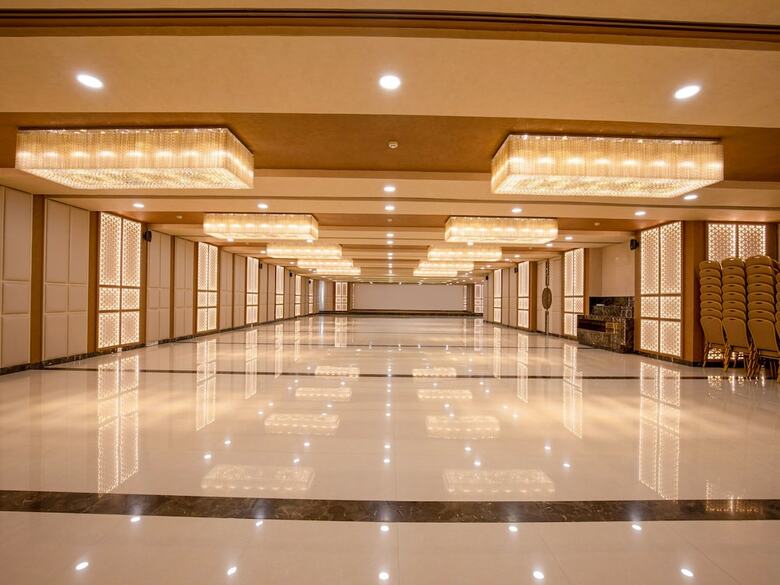 Hotel Oyo 4035 Spg Grand