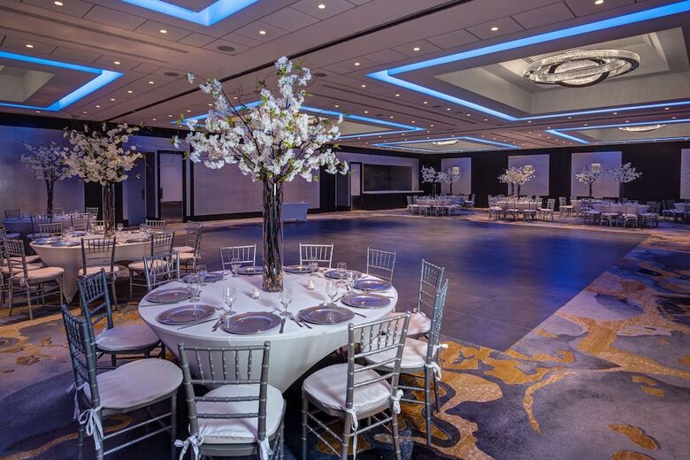 Sheraton Eatontown Hotel