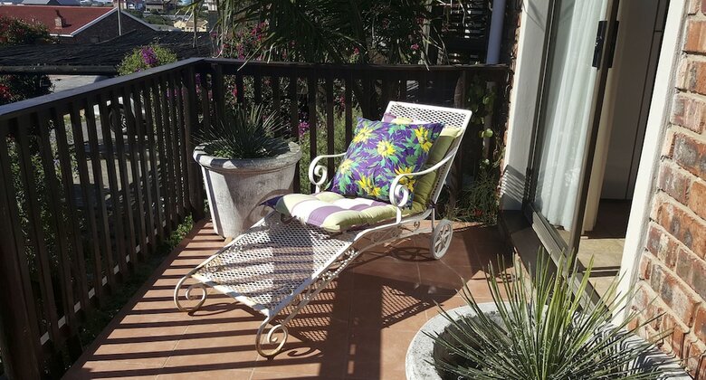 Apartamentos Paradise Self-catering Units