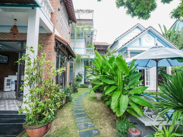 Hotel An Bang River Lake Villa