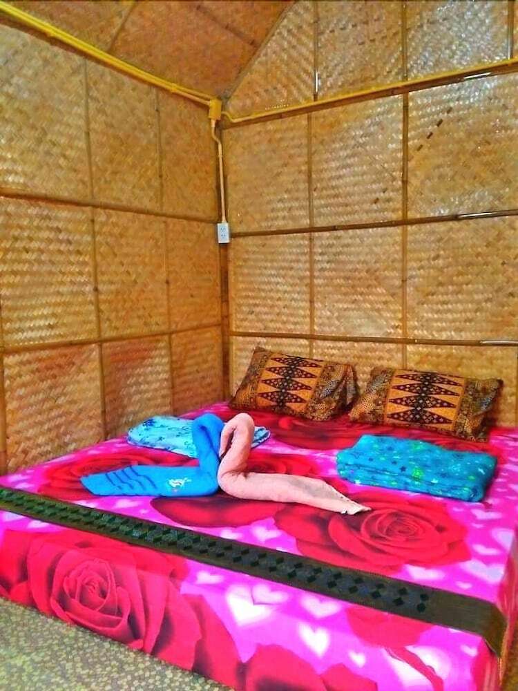 Hotel Nathasa Homestay
