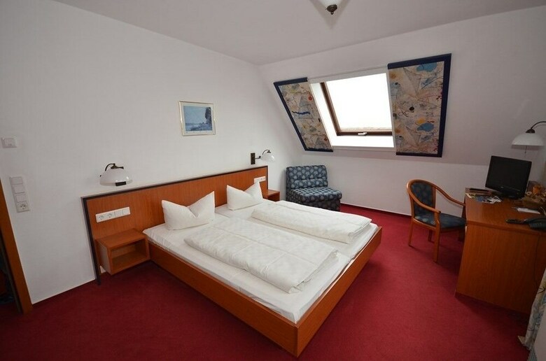 Hotel Parkschl��chen Maasdorf