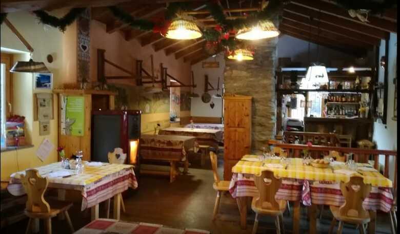 Hostal Lavese' Ostello Con Ristoro