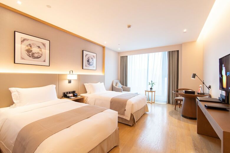 Hotel Ramada Plaza Wyndham Wenzhou Cangnan