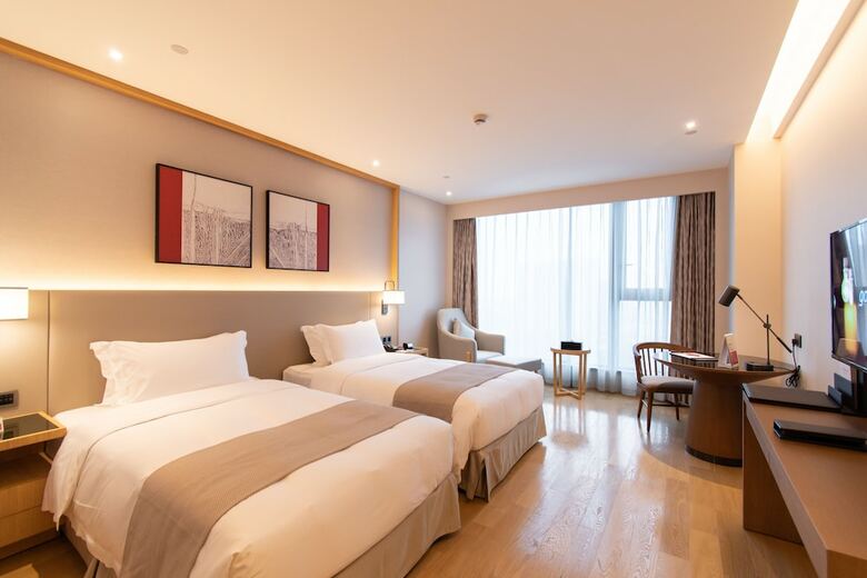 Hotel Ramada Plaza Wyndham Wenzhou Cangnan