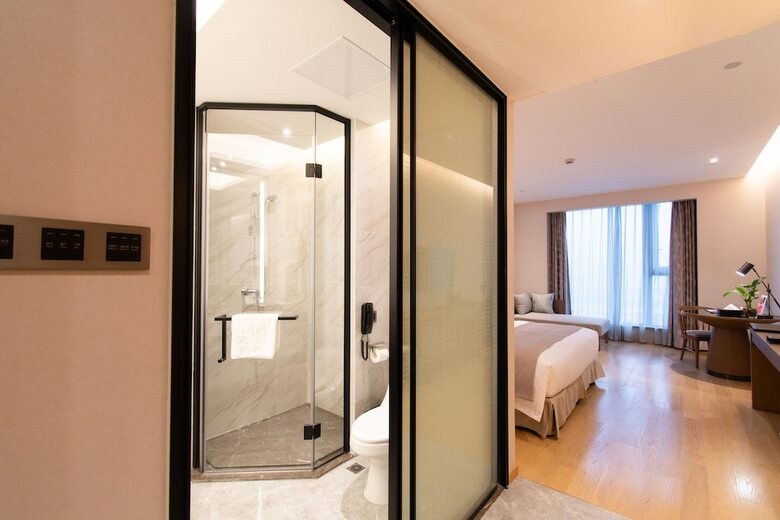 Hotel Ramada Plaza Wyndham Wenzhou Cangnan