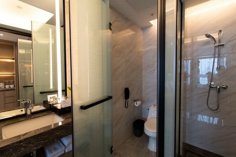 Hotel Ramada Plaza Wyndham Wenzhou Cangnan