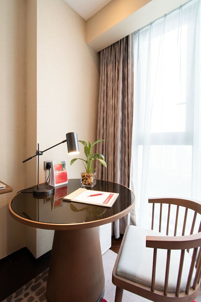 Hotel Ramada Plaza Wyndham Wenzhou Cangnan