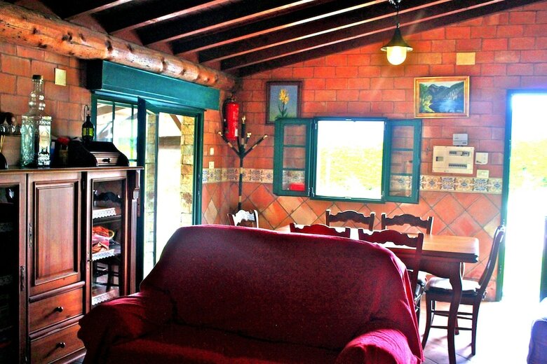 Agroturismo Apartadi�o - Country House