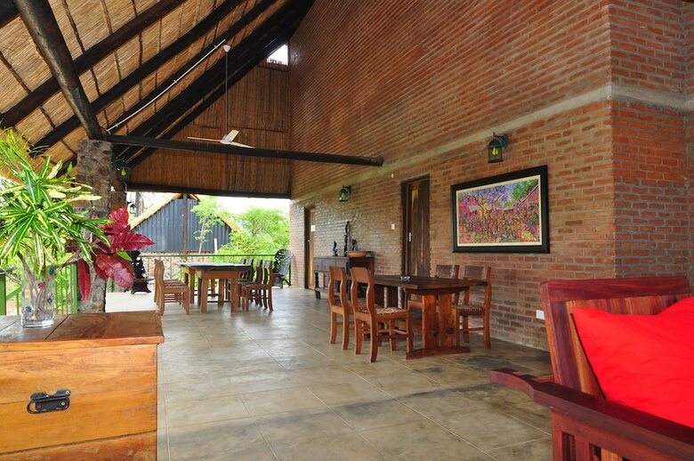 Posada Rafiki Safari Camp