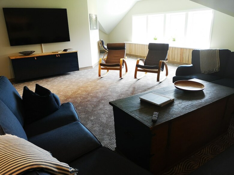 Tiraholms Hotell
