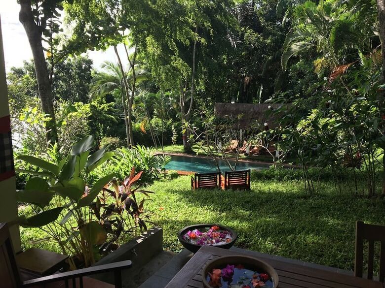 Villa Gamrang, Exclusive Beach Villa (4 Br)