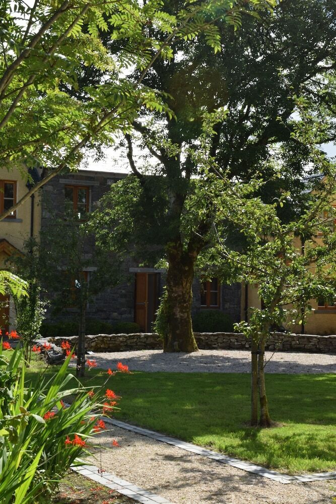 Apartamentos Burren Court