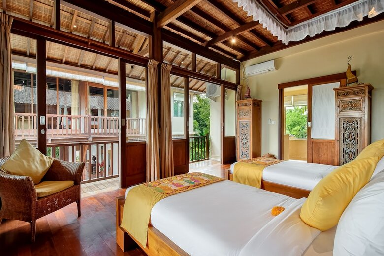 Villa Atas Awan