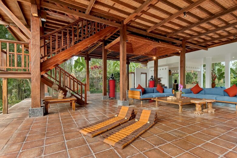 Villa Atas Awan