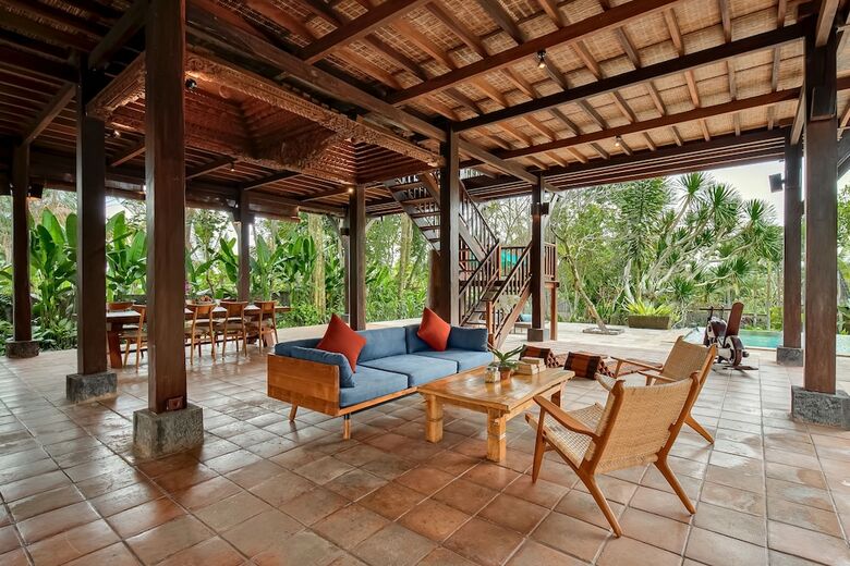 Villa Atas Awan