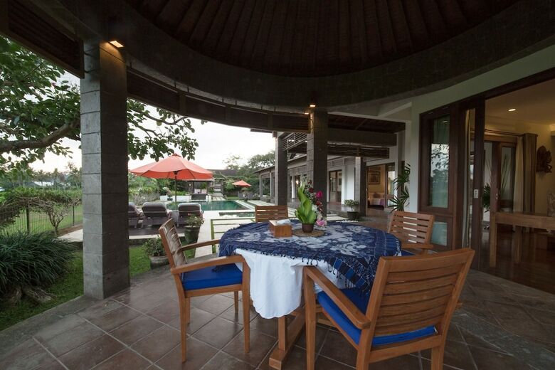Villa Griya Aditi