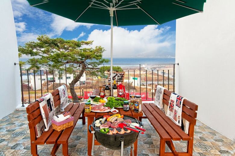 Naerimong Beach Pension