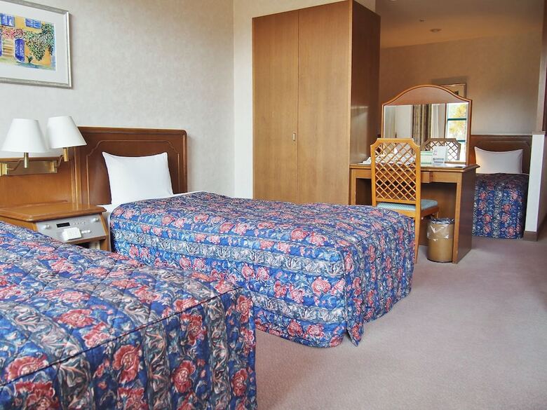 Saikaibashi Corazon Hotel