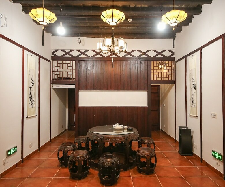 Posada Dongmen Inn