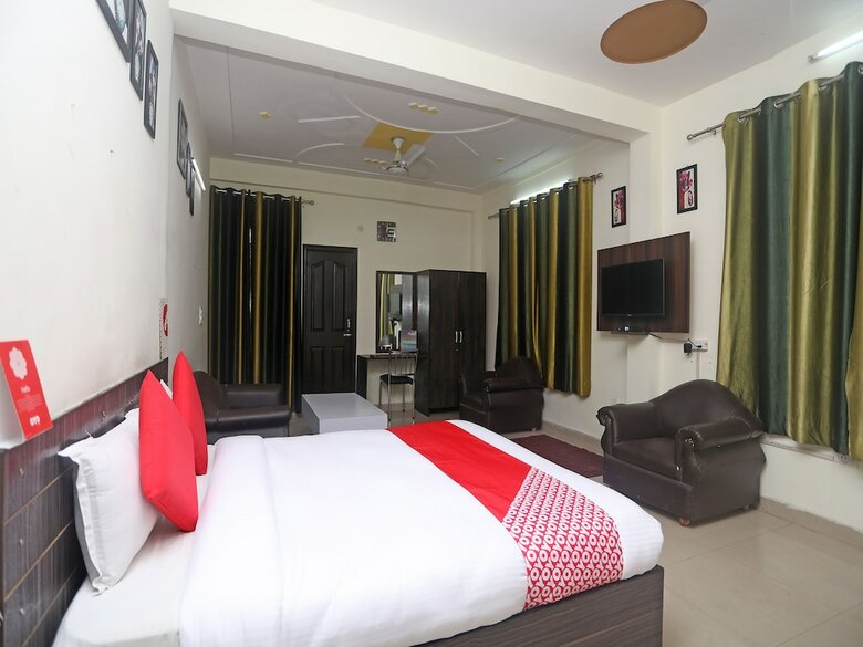 Hotel Oyo 19472 Highway Regency