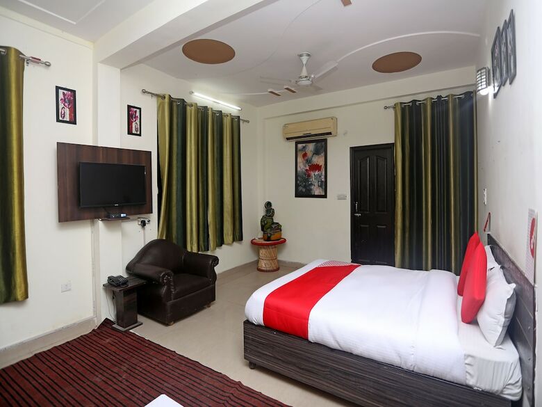 Hotel Oyo 19472 Highway Regency