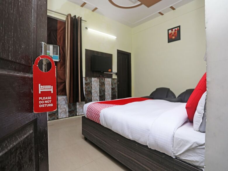 Hotel Oyo 19472 Highway Regency