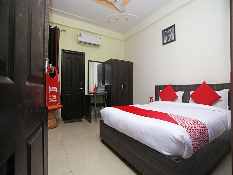Hotel Oyo 19472 Highway Regency