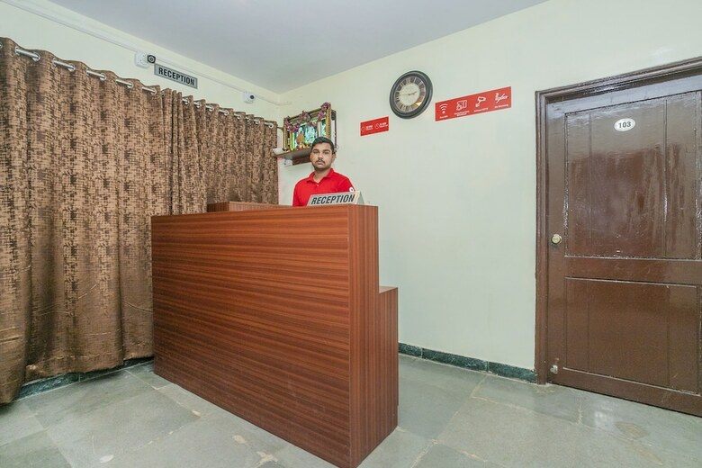 Hotel Oyo 22940 Sri Durga Residency