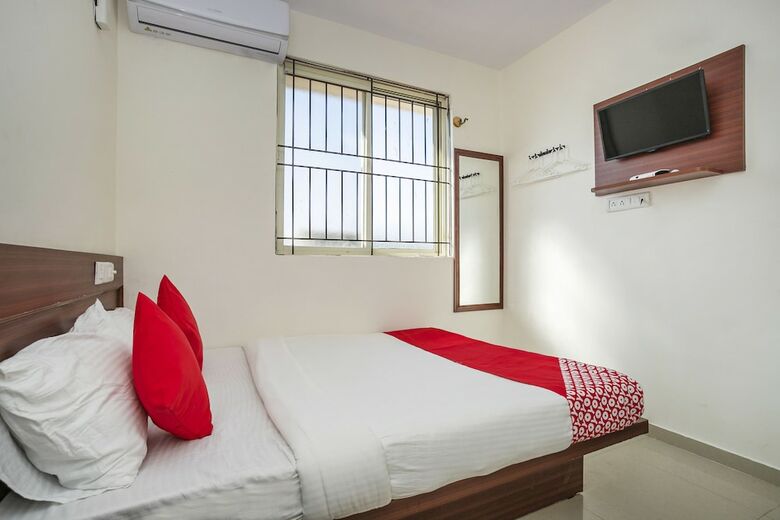Hotel Oyo 22940 Sri Durga Residency