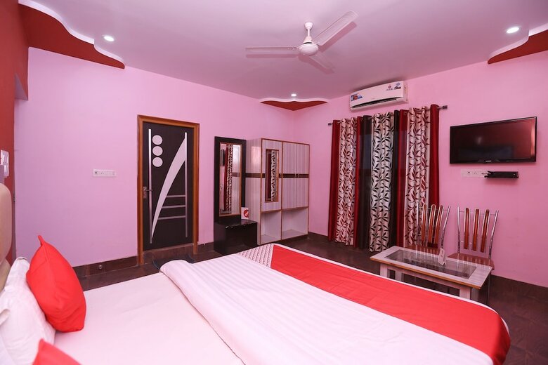 Oyo 19696 Hotel Rbk Palace And Restaurant
