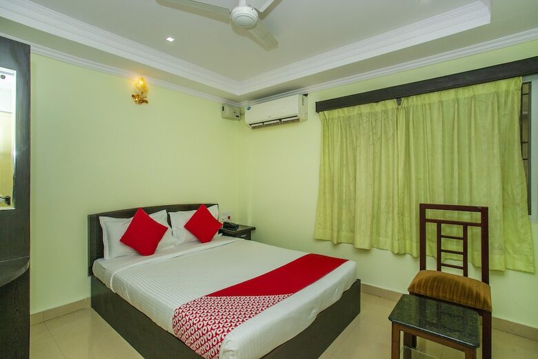 Hotel Oyo 25121 Bns Lodge