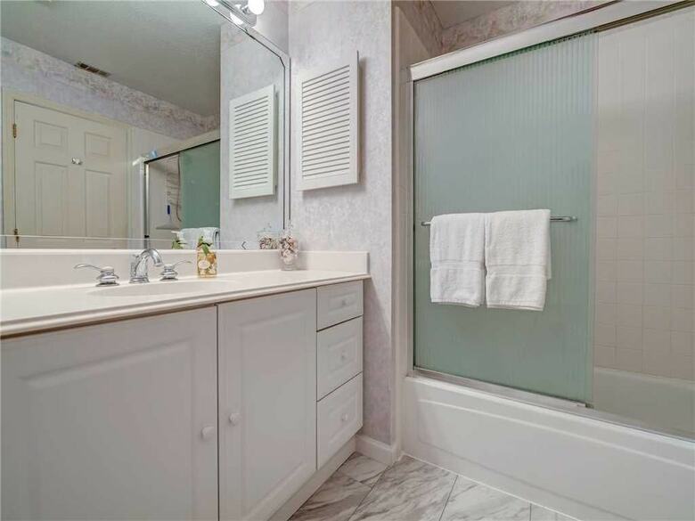 Carolina Place 3417 - Three Bedroom Condo