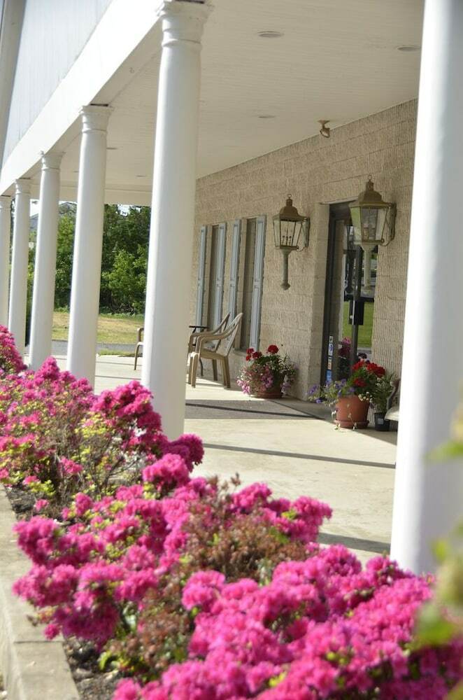 Hotel French Creek Inn