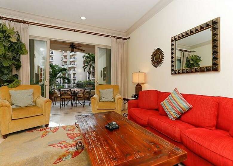 Upgraded Villa La Estancia W/view