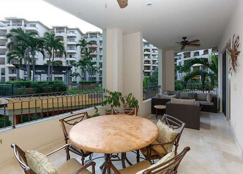 Upgraded Villa La Estancia W/view