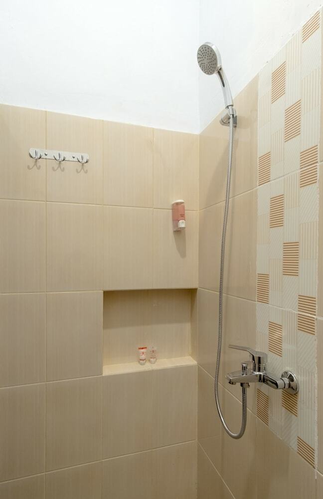 Hotel Oyo 359 Executive Inn