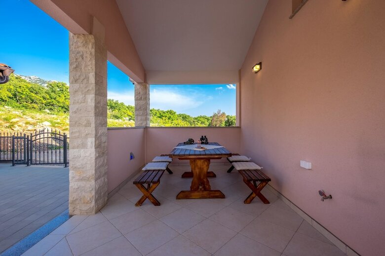Villa Holiday House Lucija