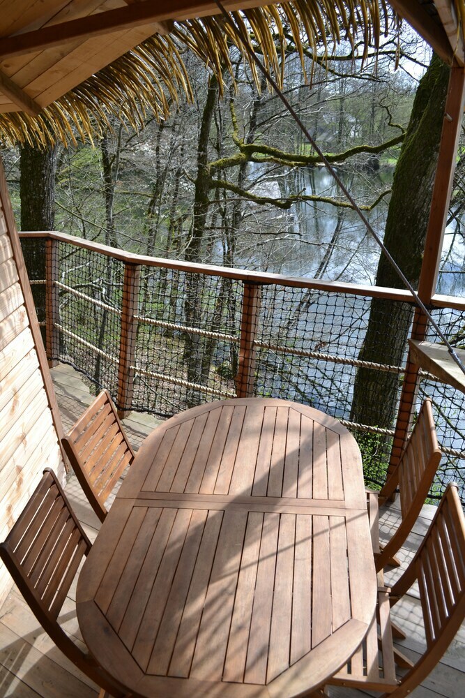 Cabanes Du Domaine Des Vaulx