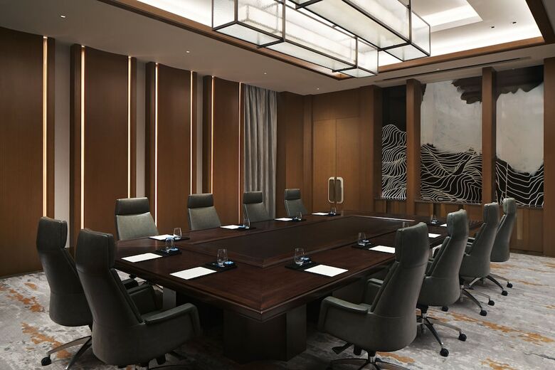 Sheraton Yunfu Xinxing Hotel