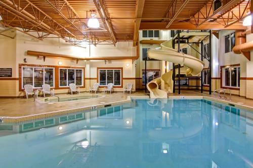 Hotel Canalta Ponoka
