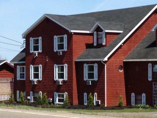 Hopewell Rocks Motel & Country Inn