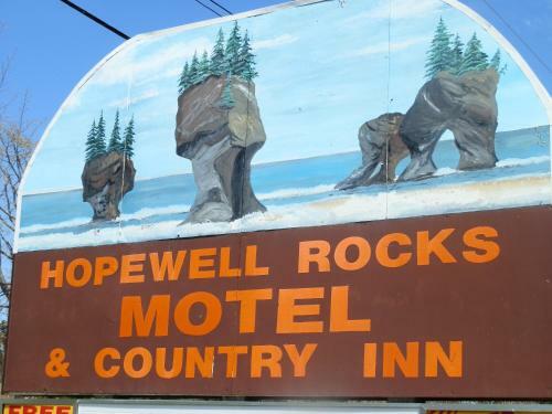 Hopewell Rocks Motel & Country Inn