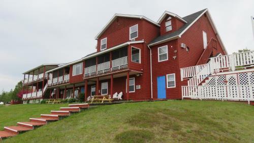 Hopewell Rocks Motel & Country Inn