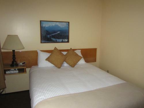 Northway Motor Inn