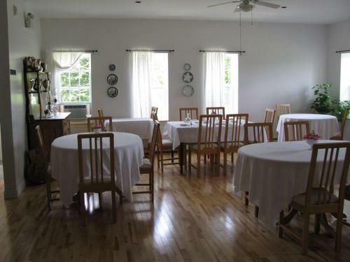 Posada Tulloch Inn & Gifts