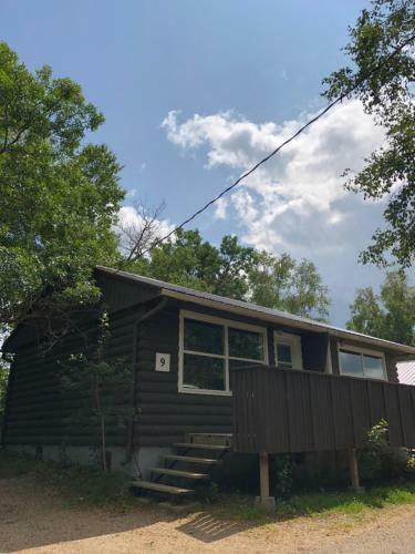 Lodge Kenosee Inn & Cabins