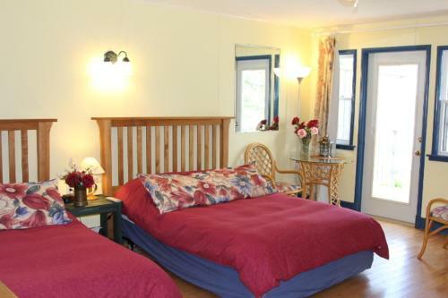 Bed & Breakfast Hedley House Inn