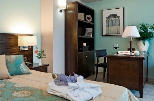 Hotel Porto Platanias Beach Resort And Spa