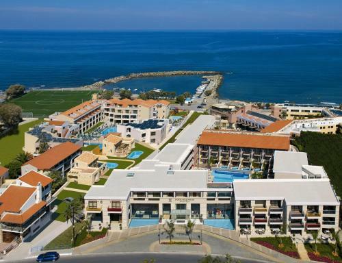 Hotel Porto Platanias Beach Resort And Spa